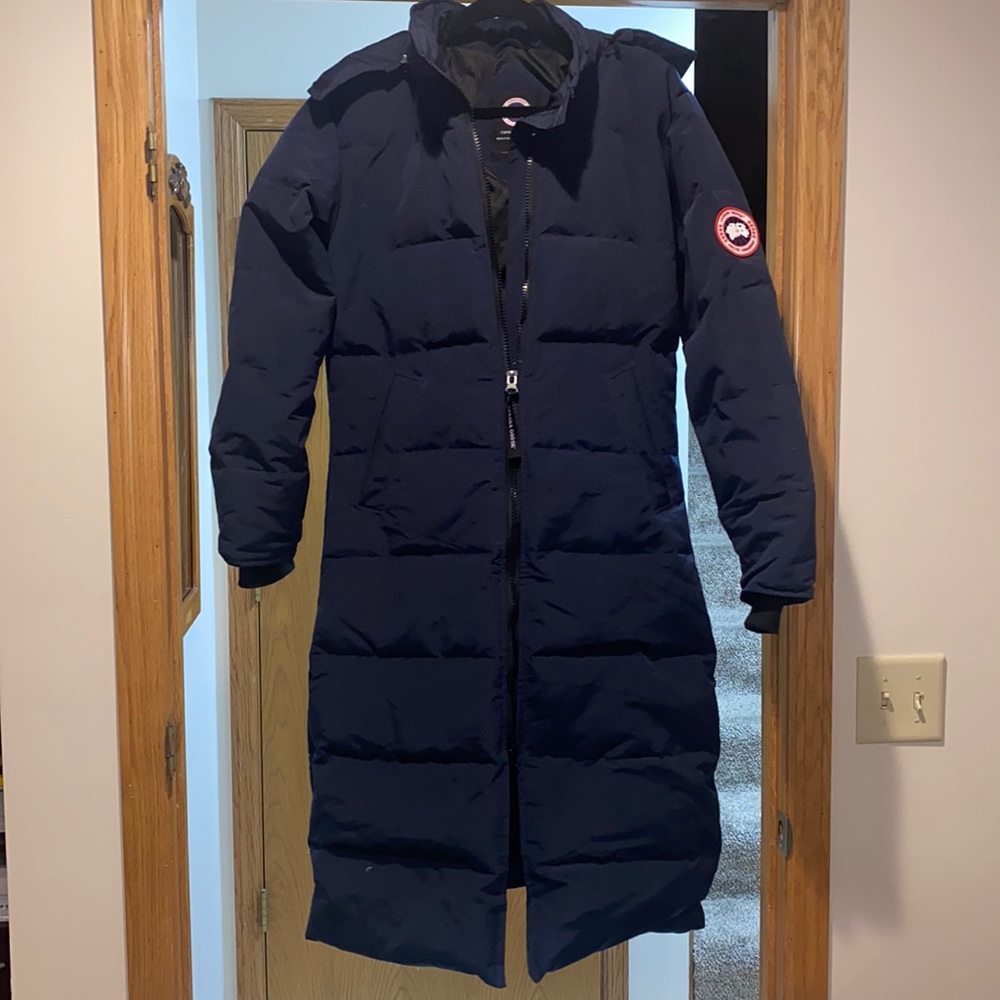 An IMPERFECT Canada goose down jacket.